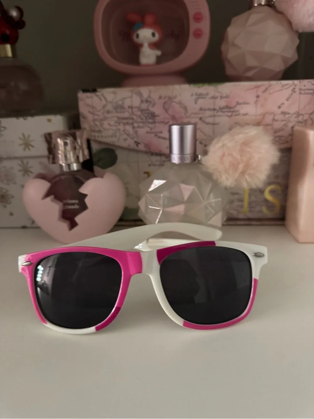 Pink and White Wayfarer Sunglasses with Dark Lenses